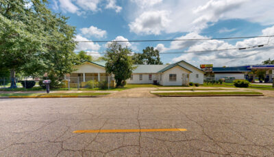 104 N Herring St, Dothan, AL 36303 3D Model