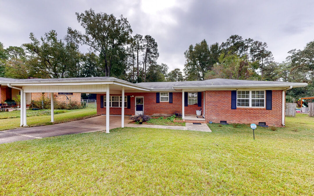 1303 Tacoma St, Dothan, AL 36303