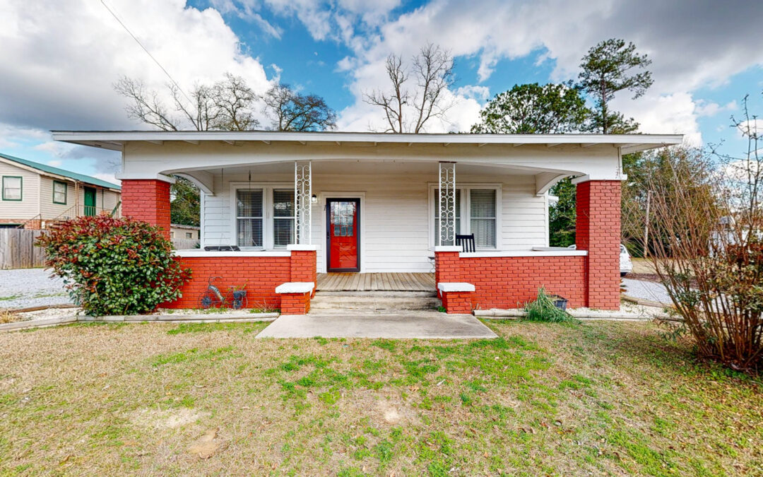 472 Claxton Ave, Elba, AL 36323