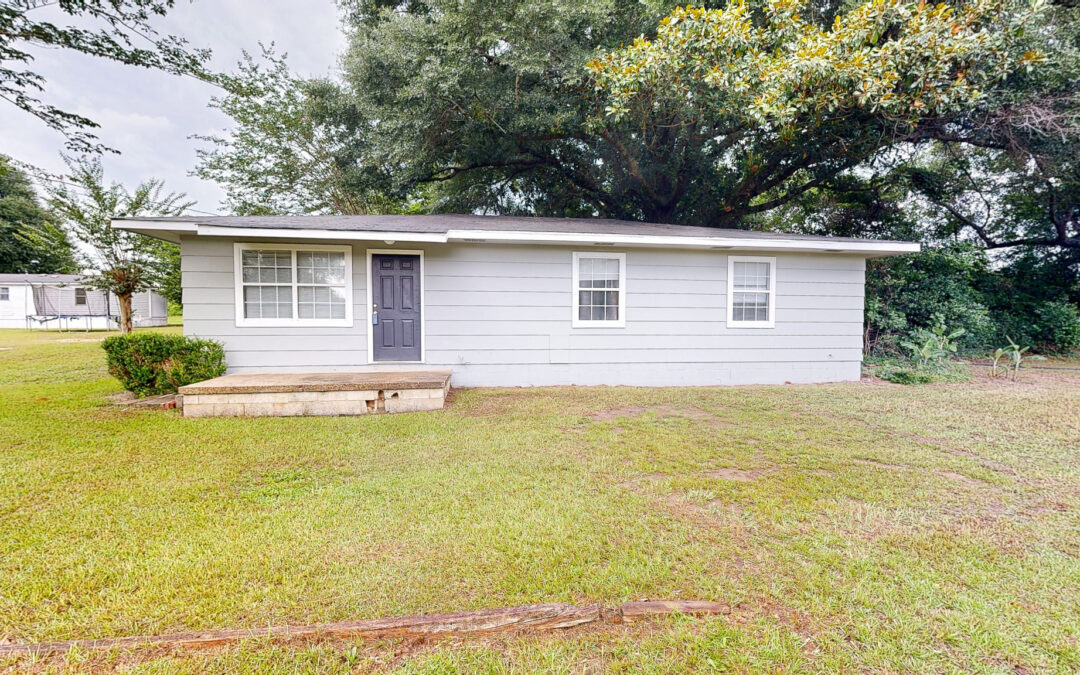 806 County Rd 23, Skipperville AL 36311
