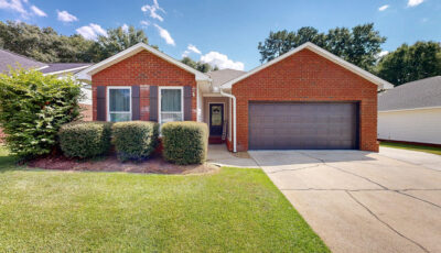 1015 Baywood Rd, Dothan, AL 36305