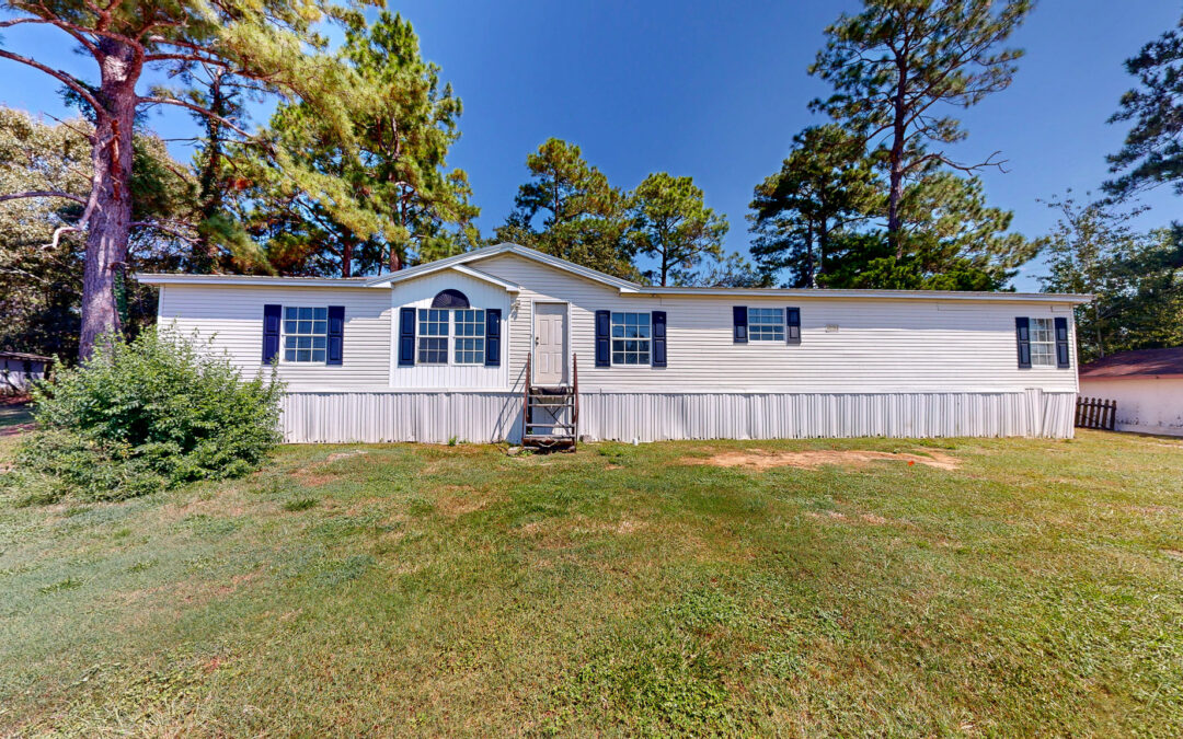 10162 U.S. 84, Newton, AL 36352
