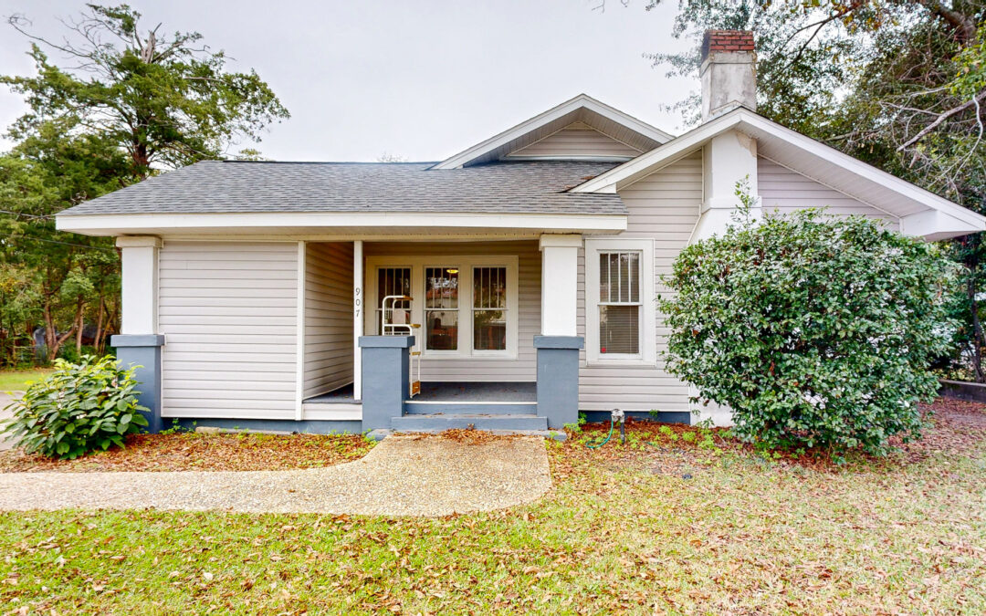 907 S Appletree St, Dothan, AL 36301