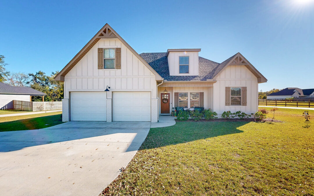 619 Littlefield Rd, Taylor, AL 36301