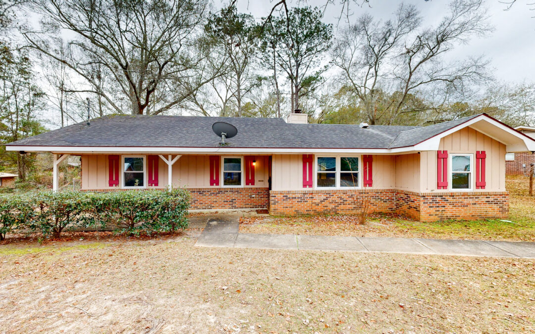 347 Sunny Acres Dr, Ozark, Alabama 36360