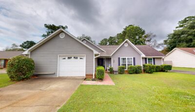 104 E Roxbury Rd, Dothan, AL 36305 3D Model