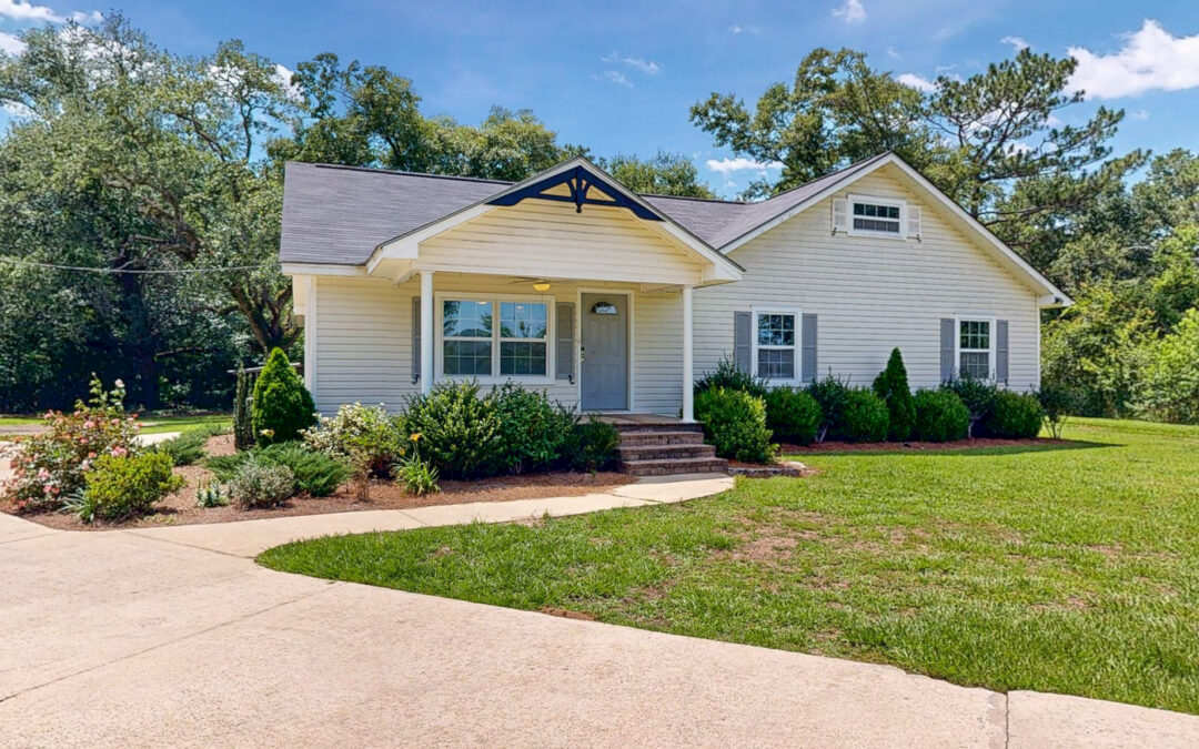 1348 Edwin Reynolds Road, Cottonwood, AL 36320