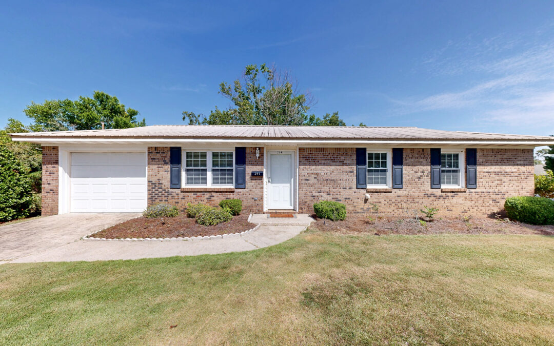 204 Pineridge Rd, Dothan, AL 36301